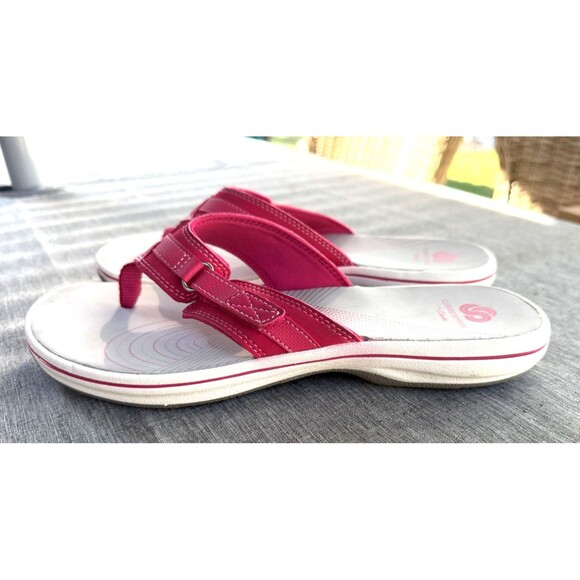 Clarks Cloudsteppers Sandals Womens 9 M Brinkley Jazz Flip Flops Fushia Slip on - Picture 2 of 9